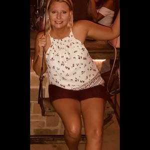 Meet your Posher, Brandi